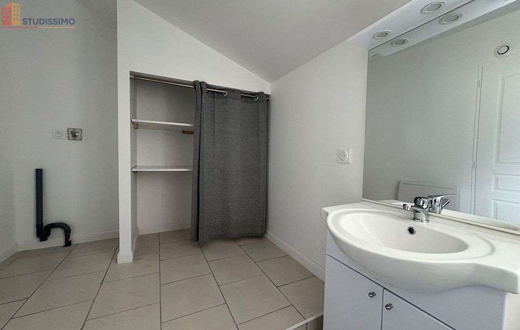 Studio 27m² La Couronne 16400 - Photo 11