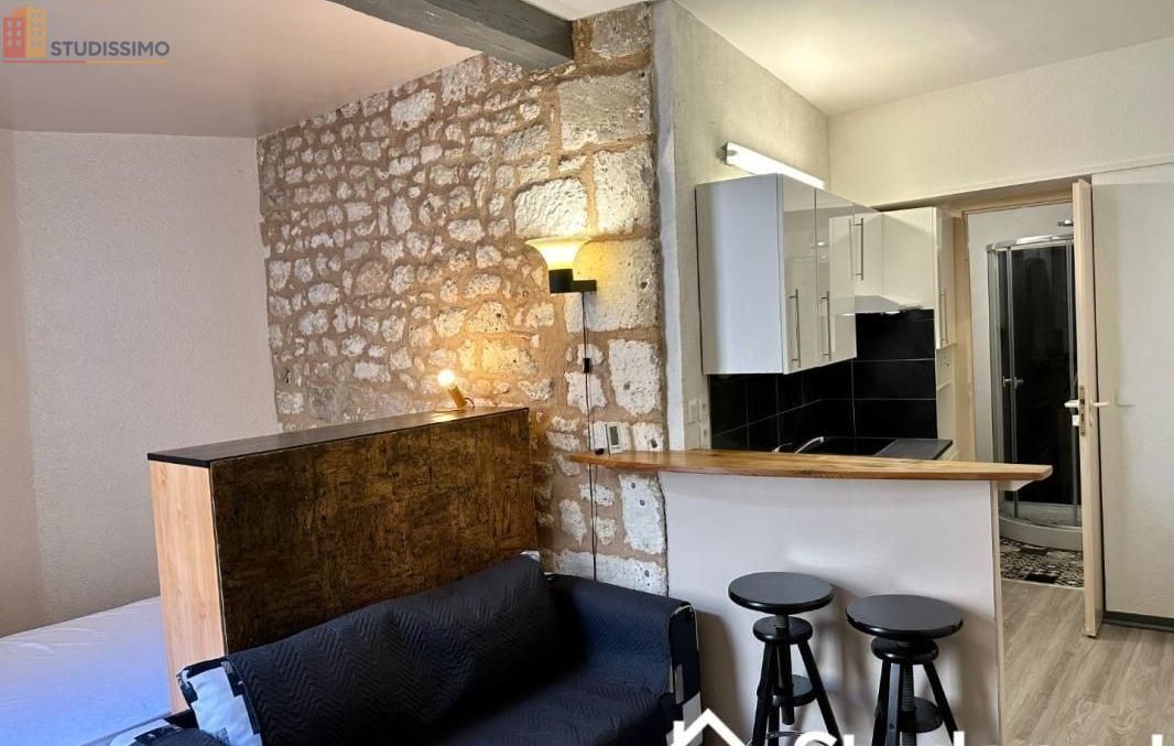 Studio meublé 24m² Angoulême - Meublé, DPE C - Photo 1