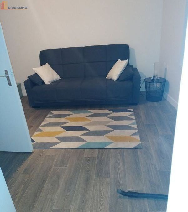 Studio meublé 14m² Angoulême - Meublé, DPE D - Photo 2