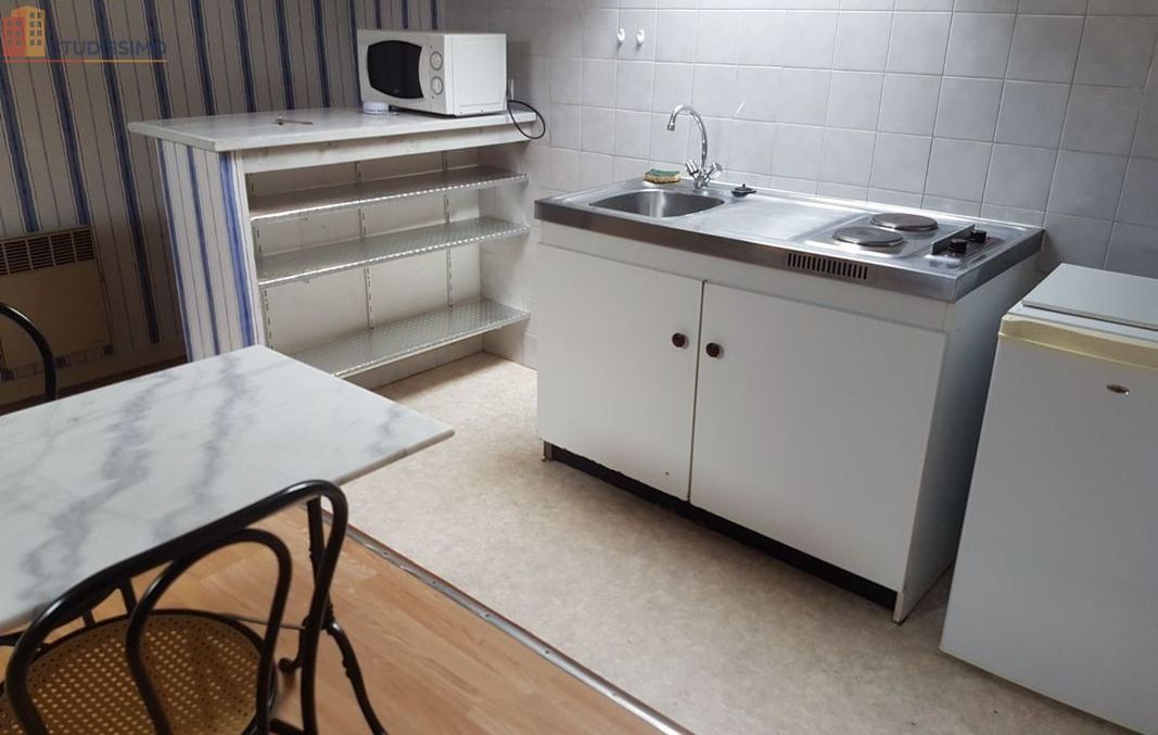 Studio meublé 18m² Angoulême - Meublé, 3e étage - Photo 2