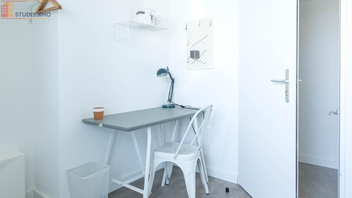 Studio 117m² Angoulême - Meublé, DPE C - Photo 1