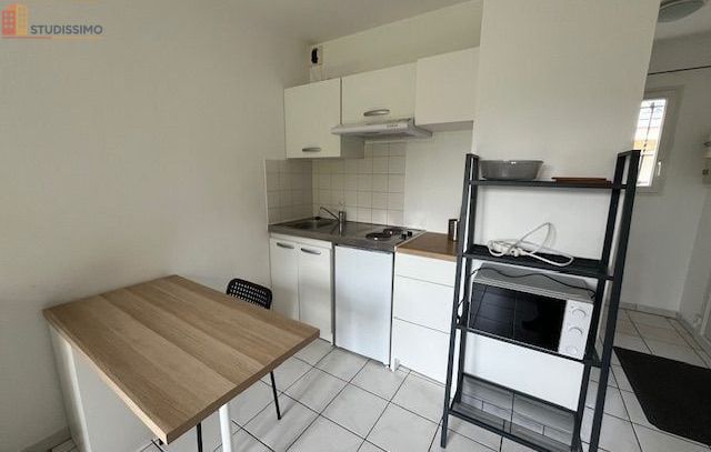 Studio 18m² Angoulême - Meublé, petite terrasse - Photo 4