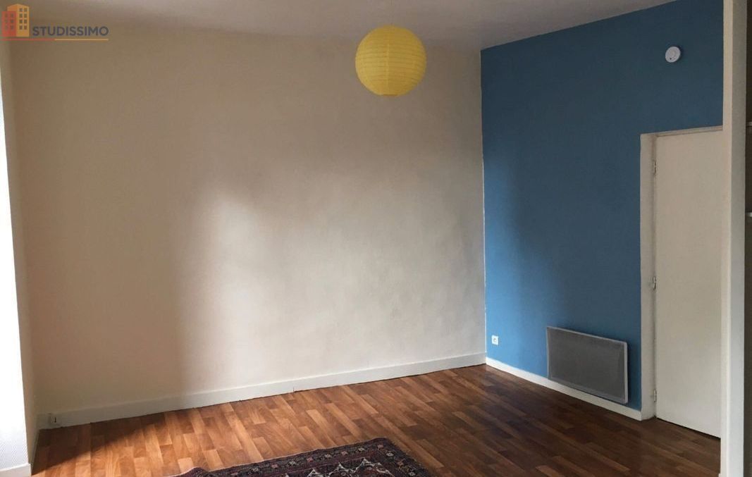 Studio 24m² Confolens - 1er étage, lumineux - Photo 4