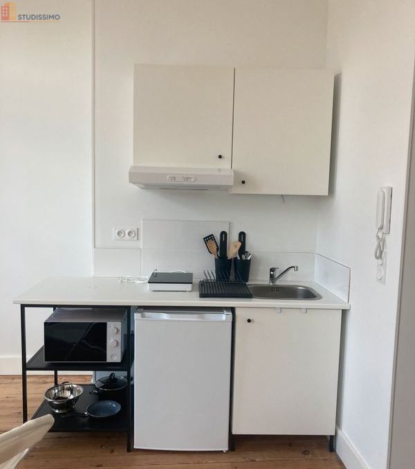 Studio meublé 24m² Barbezieux-Saint-Hilaire - Meublé, 1er étage - Photo 1