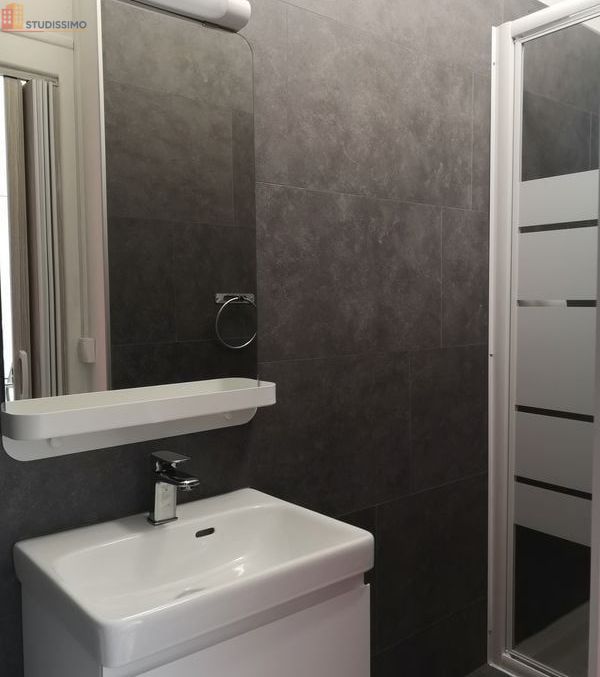 Studio meublé 18m² Angoulême centre - Calme, proche commerces - Photo 5