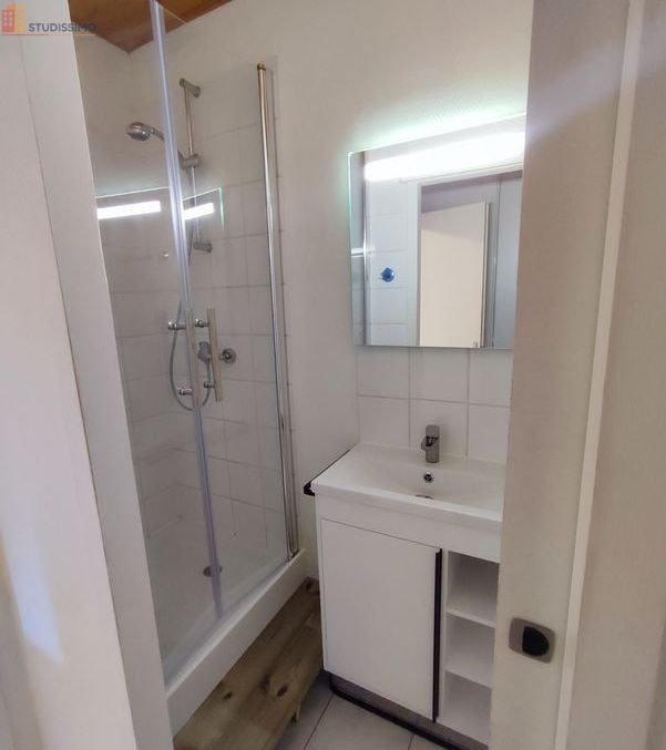 Studio meublé 22m² Angoulême - Meublé, DPE D - Photo 4