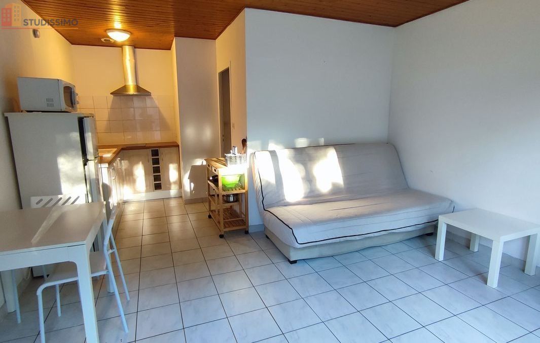 Studio meublé 22m² Angoulême - Meublé, DPE D - Photo 1