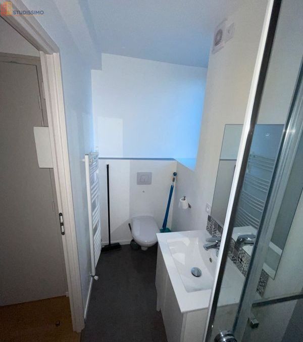 Studio meublé 23m² Angoulême - Meublé, DPE C - Photo 2