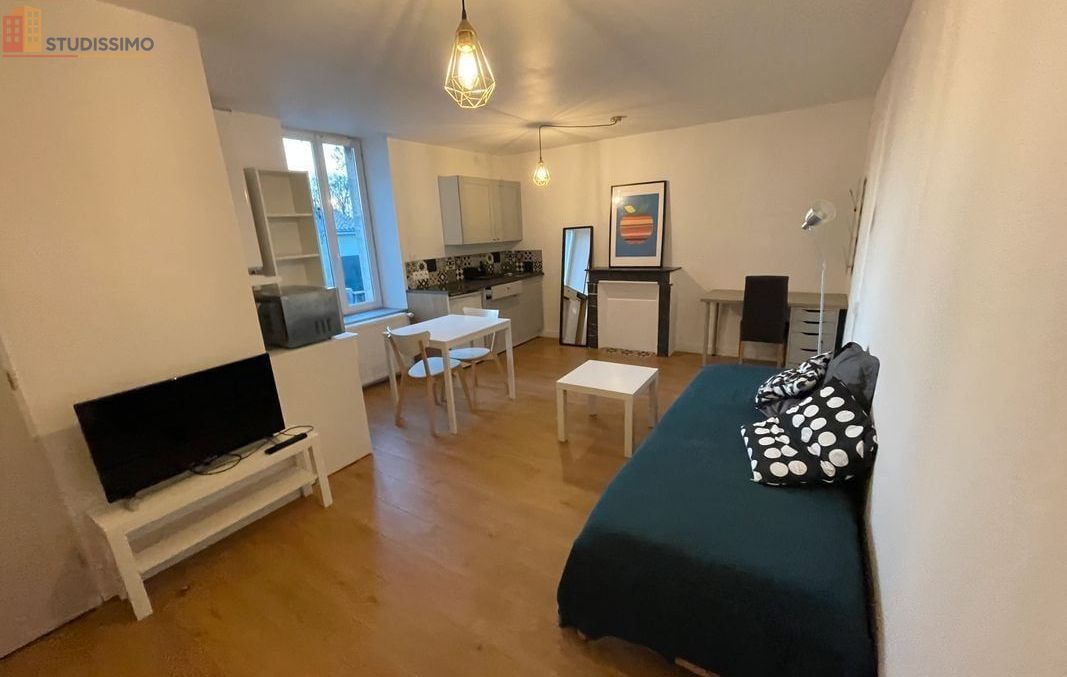 Studio meublé 23m² Angoulême - Meublé, DPE C - Photo 1