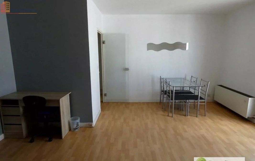 Studio 43m² Angoulême 16000 - Photo 6