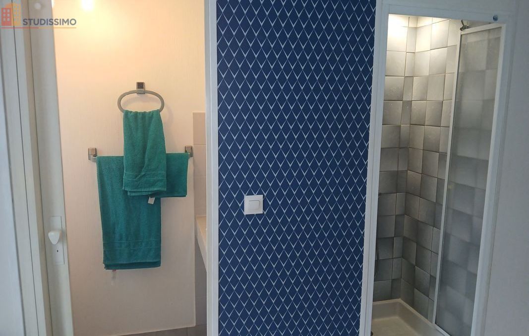 Studio meublé 14m² Angoulême - Étudiant, lumineux - Photo 1