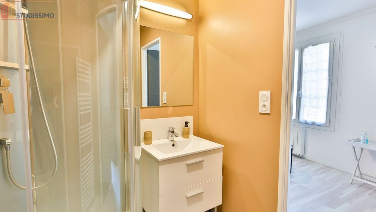 Studio meublé 25m² Cognac - Meublé, DPE C - Photo 2