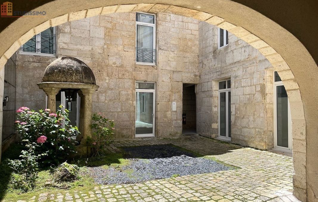 Studio meublé 24m² Angoulême - Calme, meublé - Photo 1