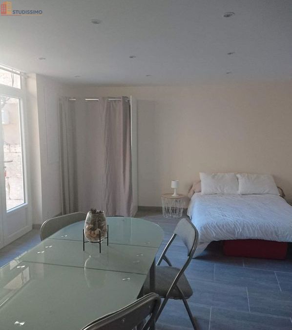 Studio 23m² Gond-Pontouvre 16160 - Meublé, DPE C - Photo 2