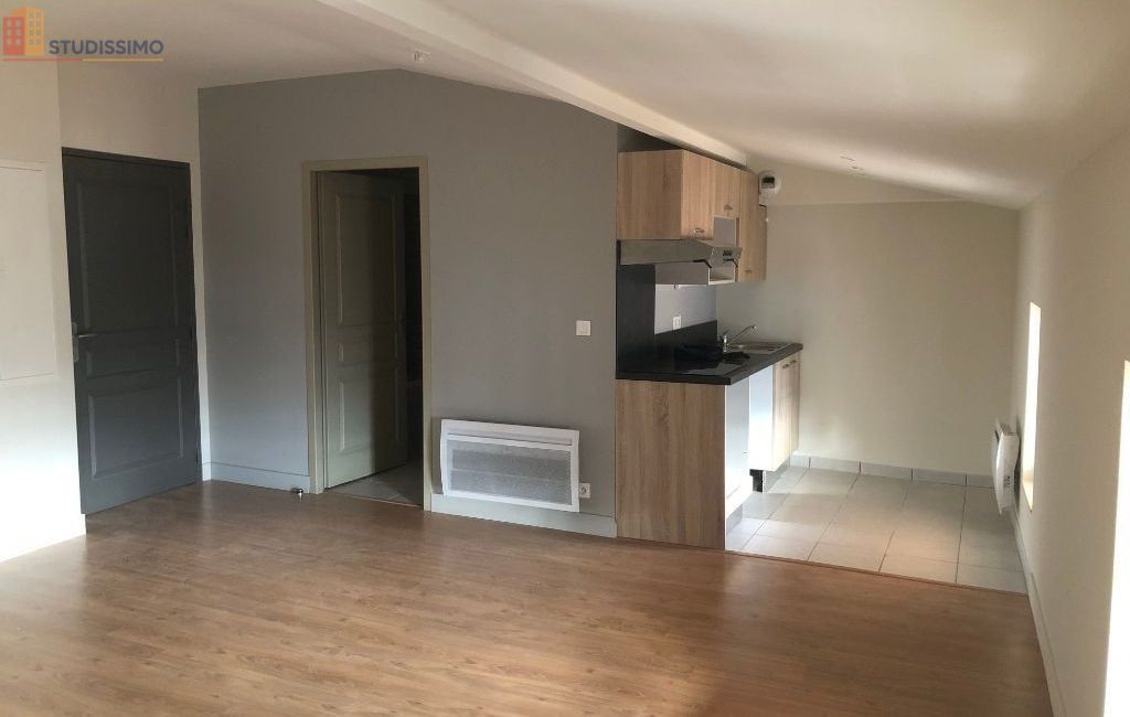 Studio 30m² Saintes - Étage élevé, DPE C - Photo 7