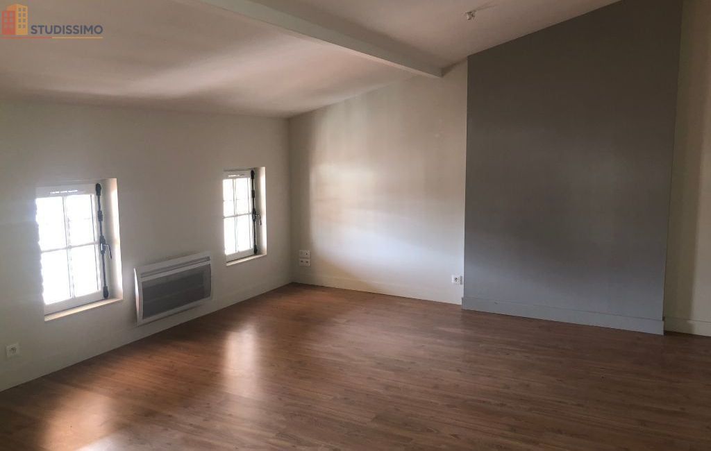 Studio 30m² Saintes - Étage élevé, DPE C - Photo 5