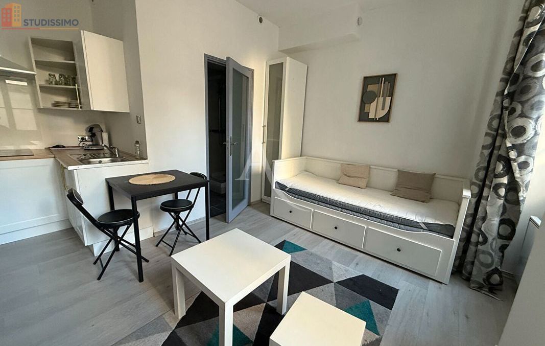 Studio meublé 17m² Saintes - Meublé, DPE D - Photo 7