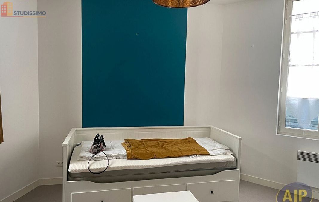 Studio 30m² Saintes - Meublé, lumineux - Photo 1