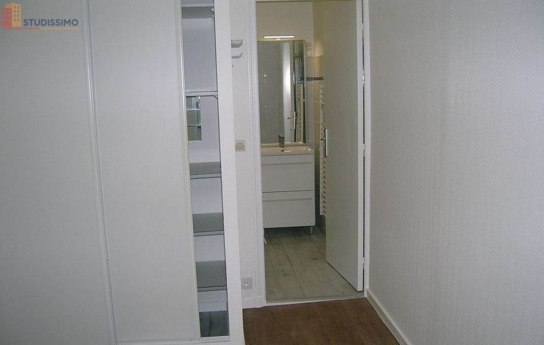 Studio 25m² La Rochelle 17000 - Photo 2