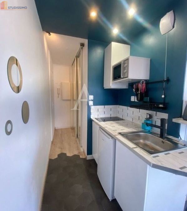 Studio meublé 22m² La Rochelle - Lumineux, 1er étage - Photo 2