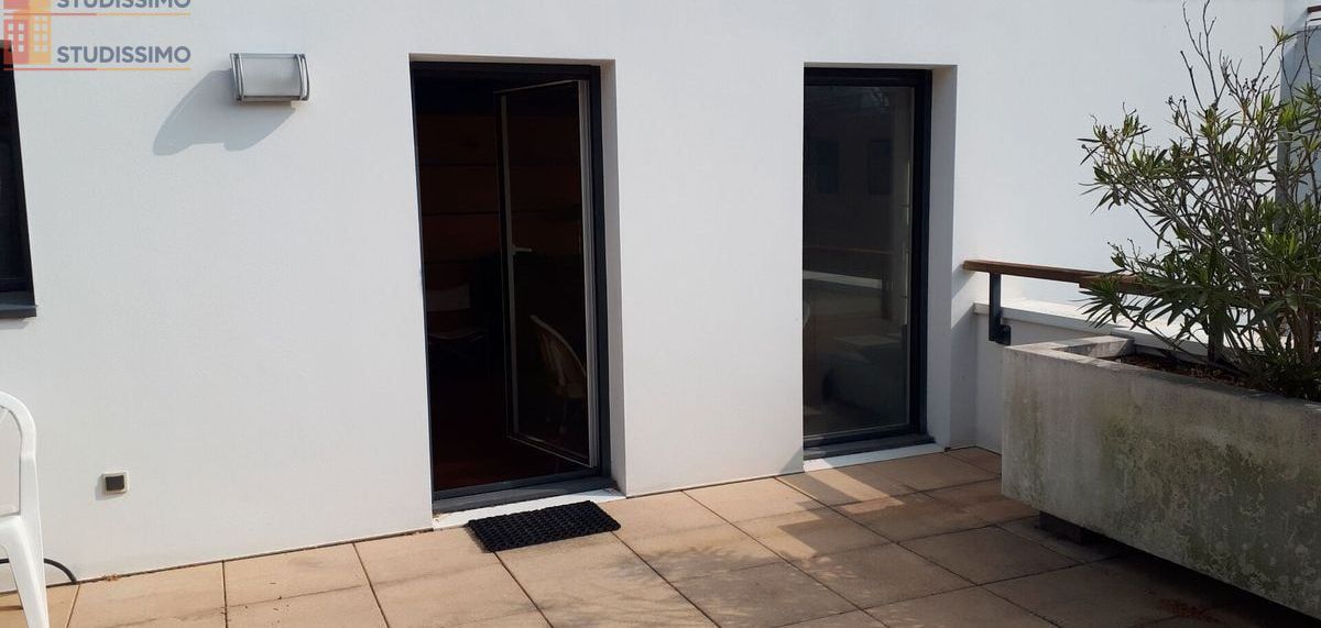 Studio meublé 32m² La Rochelle 17000 - Meublé, 2e étage - Photo 3