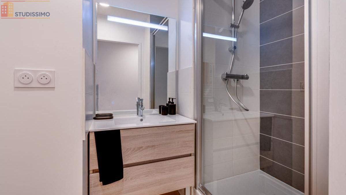 Studio meublé 17m² La Rochelle - Lumineux, DPE A - Photo 4