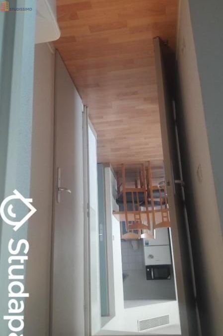 Studio meublé 10m² La Rochelle - Meublé, DPE D - Photo 4
