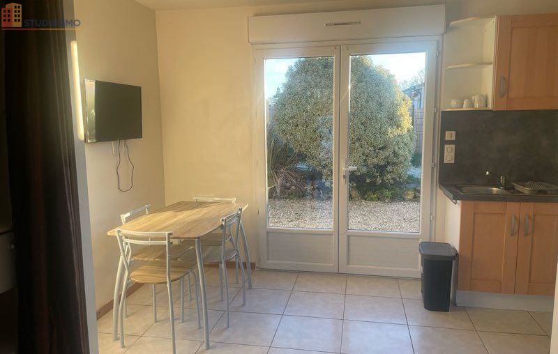 Studio meublé 30m² Jonzac - Charmant, lumineux - Photo 2