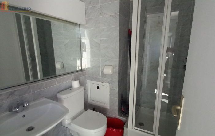 Studio meublé 24m² Royan - Lumineux, dernier étage - Photo 4