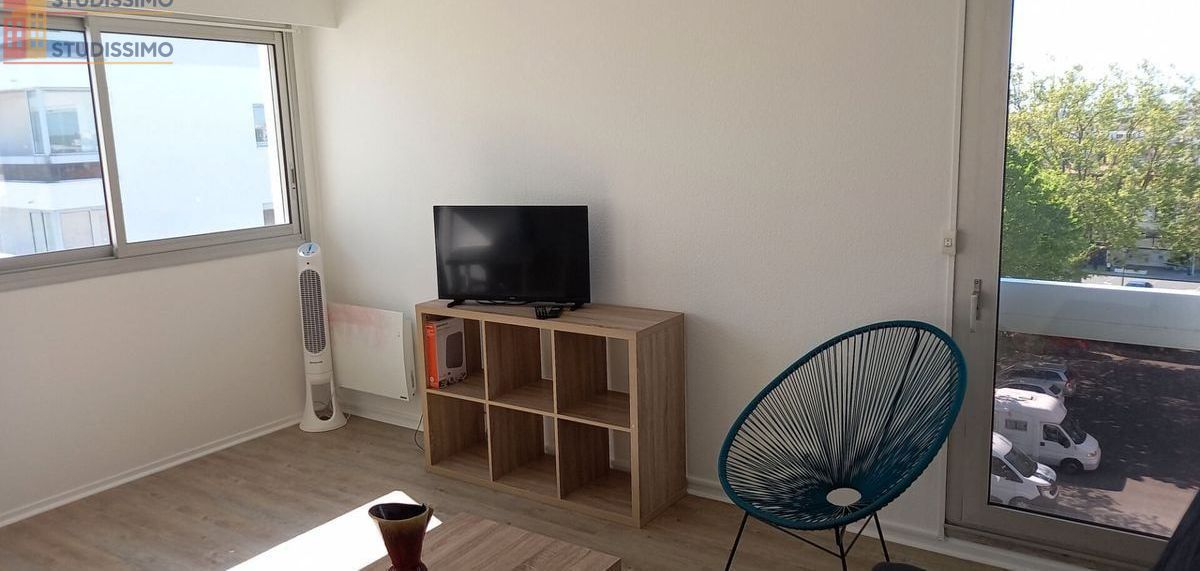 Studio meublé 24m² Royan - Lumineux, dernier étage - Photo 1