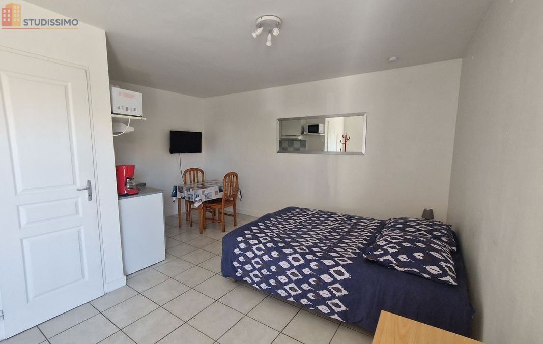 Studio meublé 20m² La Rochelle - Calme, meublé - Photo 1