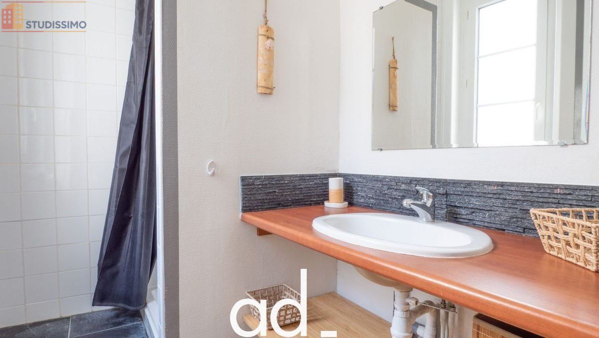 Studio meublé 25m² La Rochelle - Lumineux, 2e étage - Photo 1