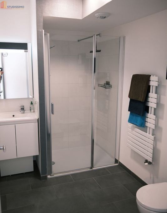 Studio meublé 25m² La Rochelle - Parking sécurisé, récent - Photo 2