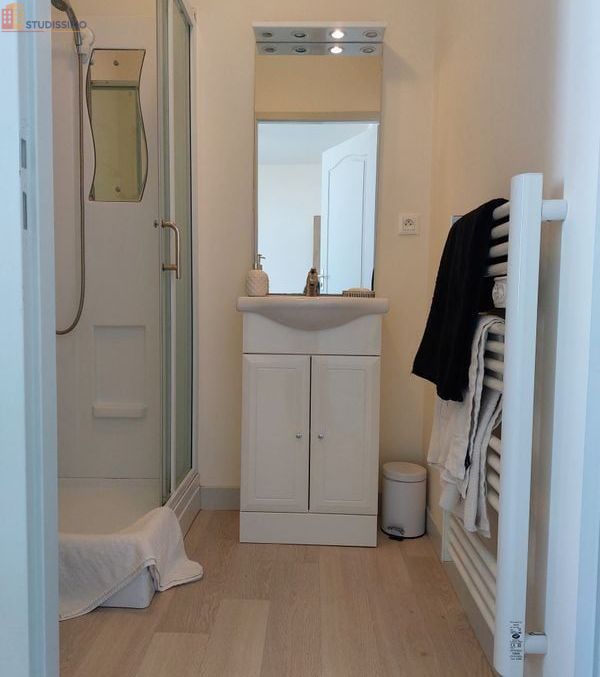 Studio meublé 17m² Rochefort - Proche gare, meublé - Photo 2