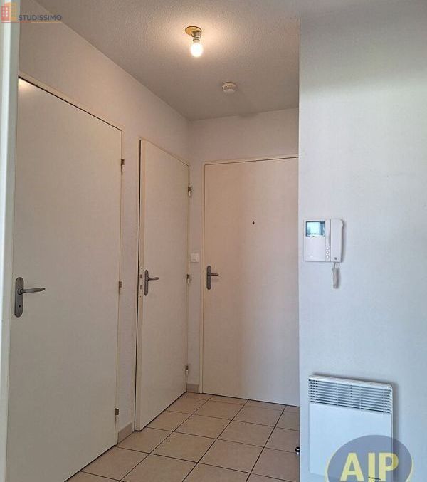 Studio 35m² Pons - - Photo 1