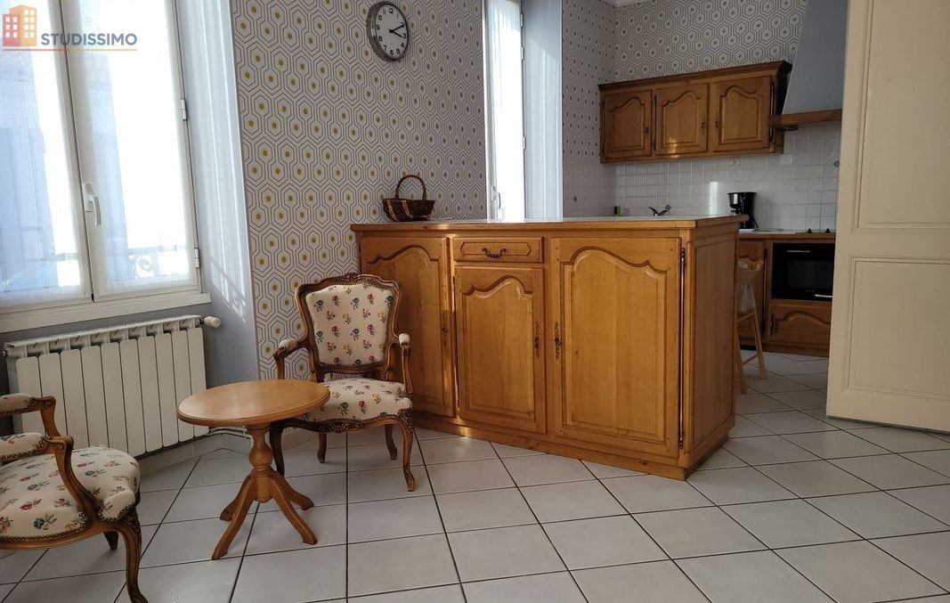 Studio meublé 22m² Rochefort - Meublé, DPE D - Photo 5