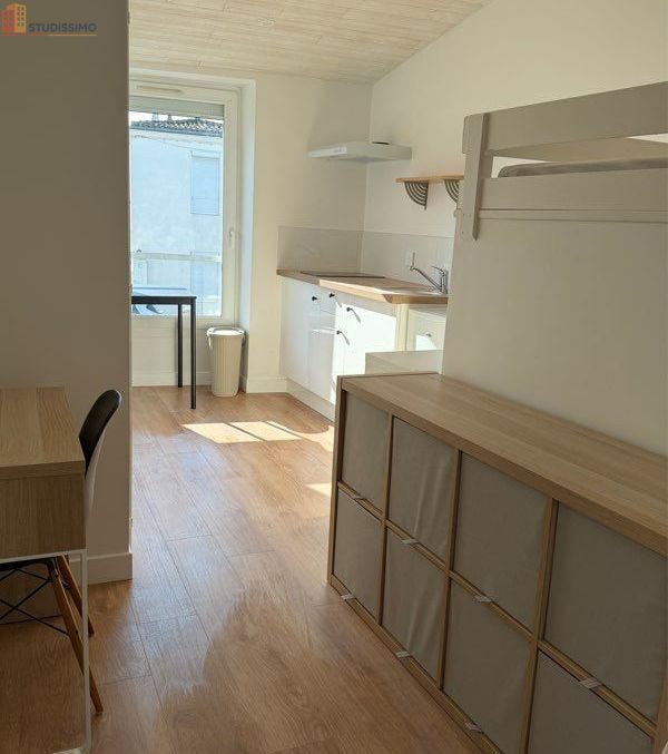 Studio meublé 15m² La Rochelle - Meublé, quartier calme - Photo 1