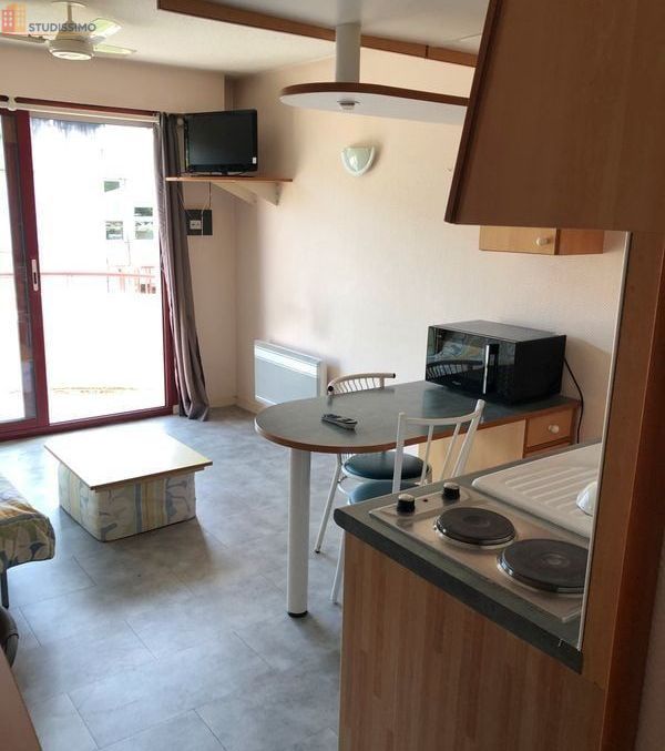 Studio meublé 21m² La Rochelle - Proche Minimes, lumineux - Photo 2