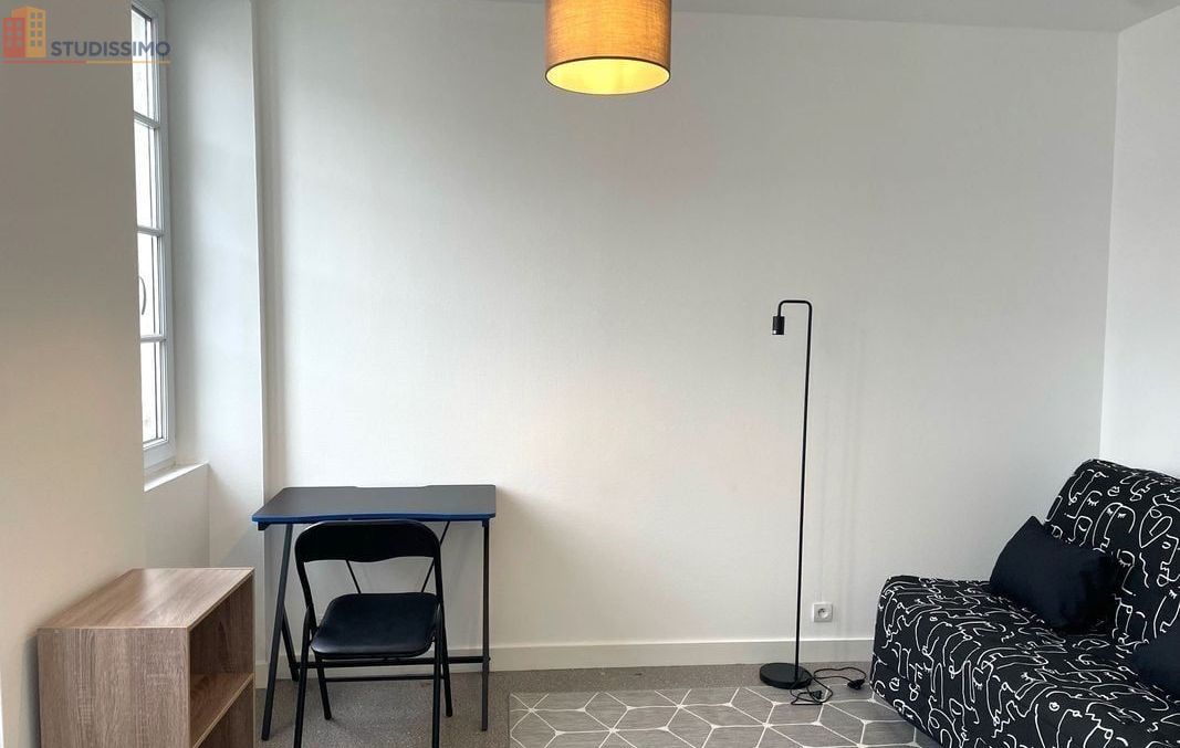 Studio meublé 18m² La Rochelle centre - Calme, meublé - Photo 3
