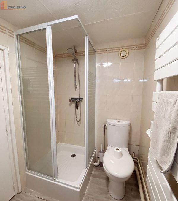 Studio meublé 16m² La Rochelle 17000 - Pour saisonnier - Photo 2