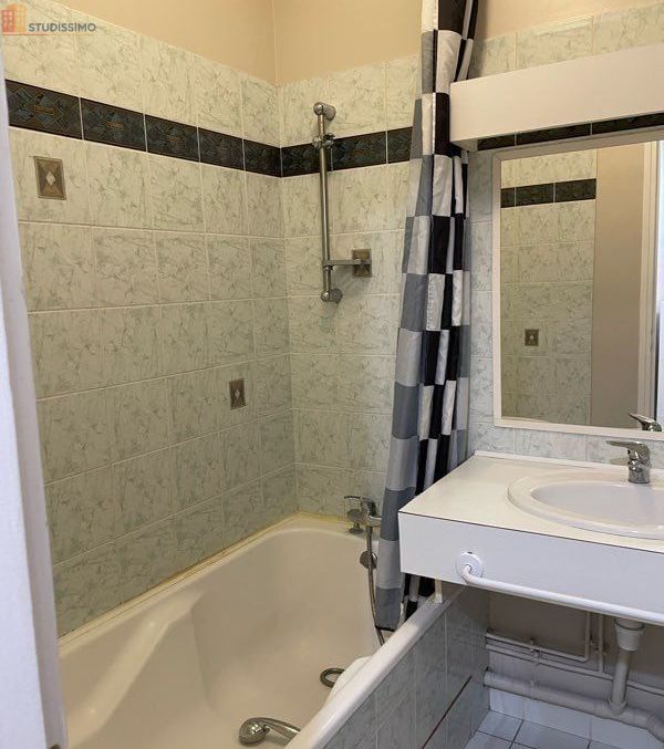 Studio meublé 30m² La Rochelle - Extérieur, quartier St Maurice - Photo 2