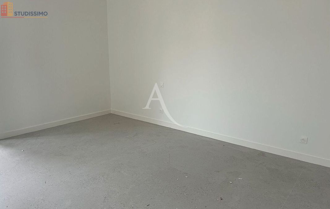 Studio 30m² Rochefort - Lumineux, proche centre-ville - Photo 7