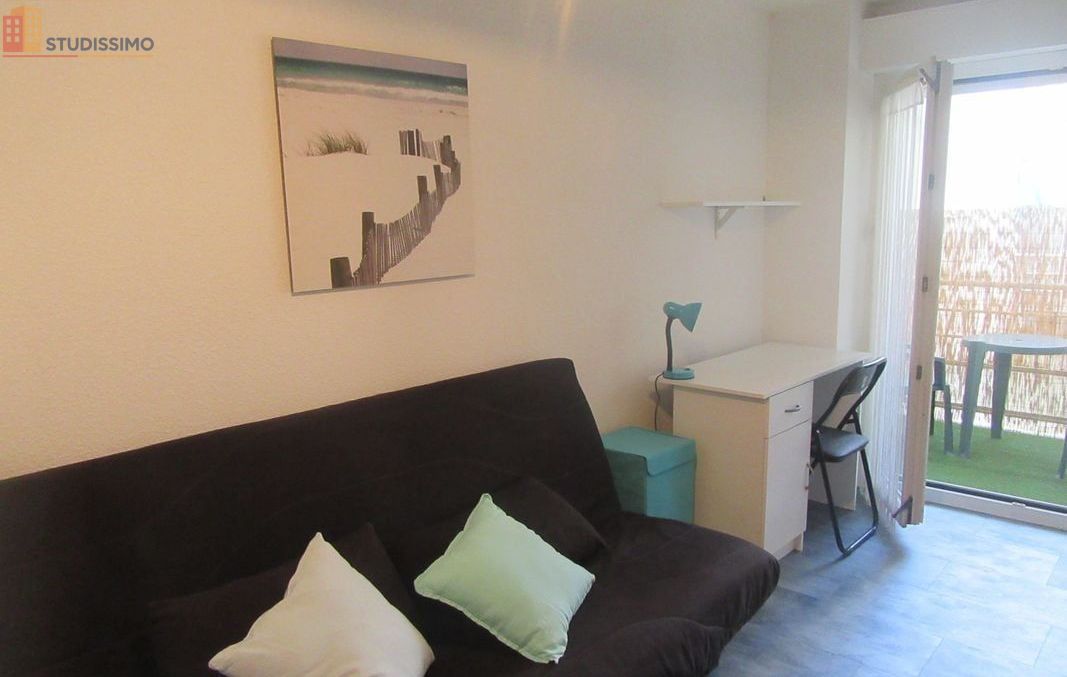 Studio meublé 17m² La Rochelle centre - Idéal saisonnier, centre-ville - Photo 2