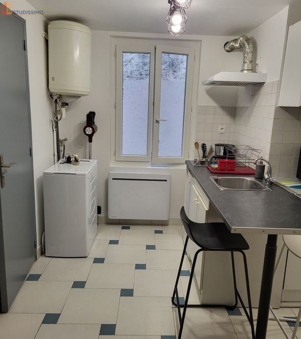 Studio meublé 20m² Saintes - Meublé, DPE C - Photo 4