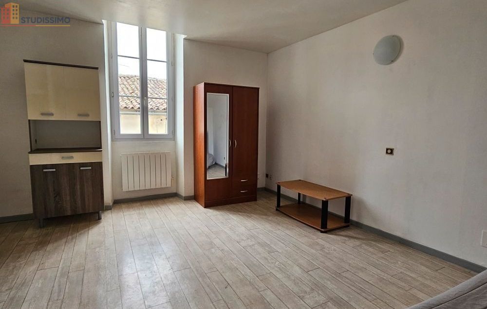 Studio meublé 23m² Jonzac - Centre, semi-meublé - Photo 3