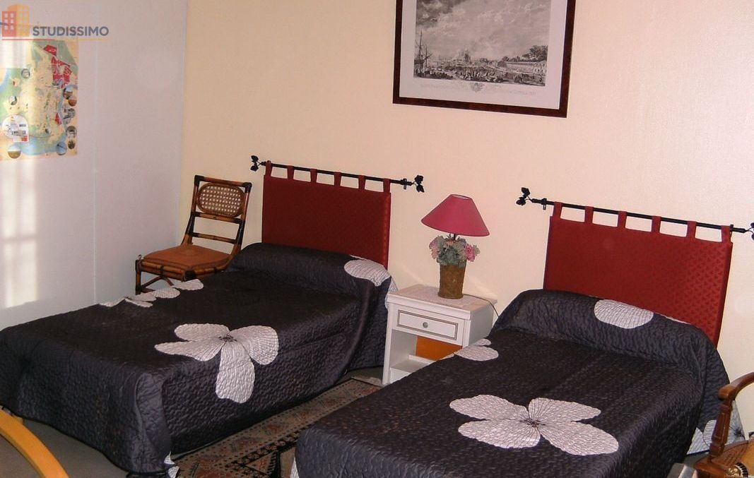 Studio meublé 35m² Rochefort centre - Meublé, centre-ville - Photo 1
