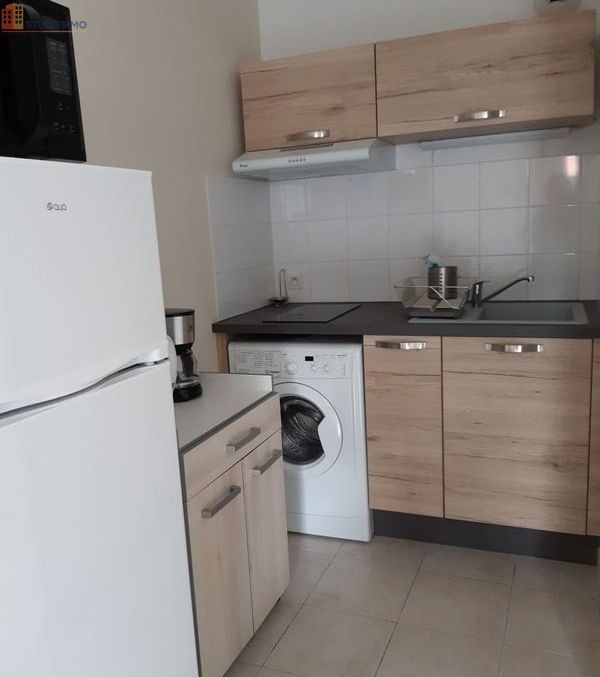 Studio 31m² Rochefort - Cour, parking privatif - Photo 2