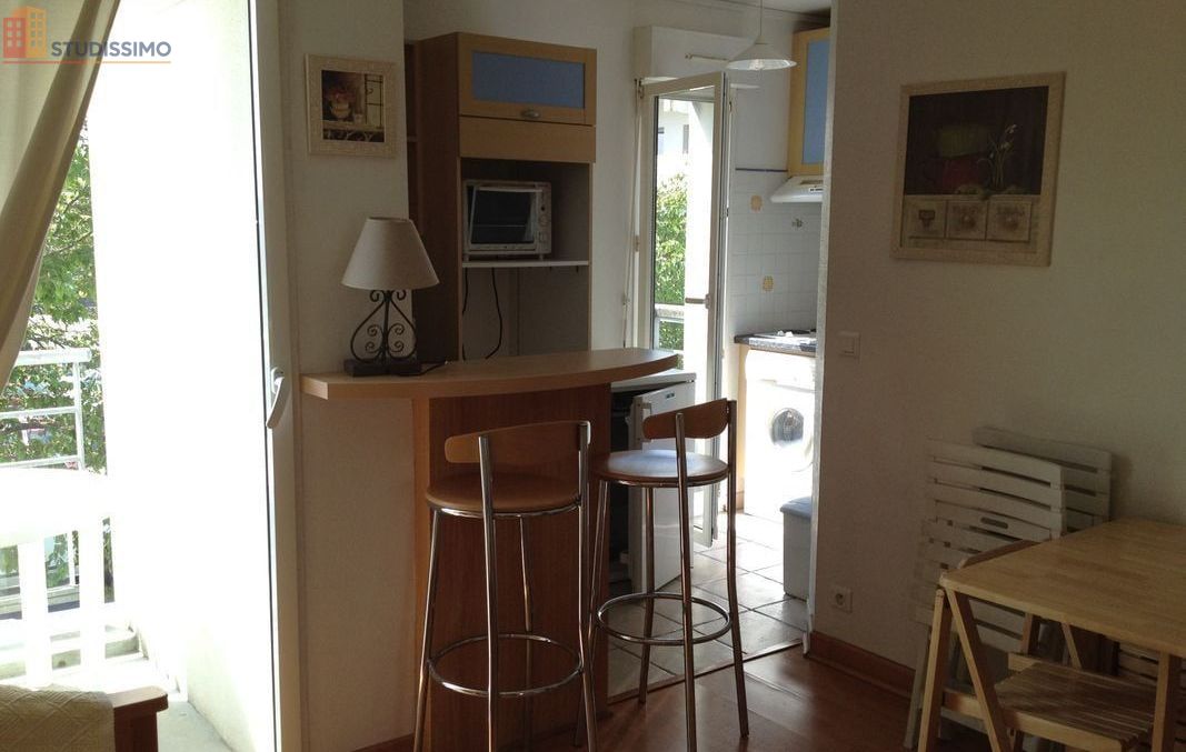 Studio 21m² La Rochelle - Meublé, parking en sous-sol - Photo 3