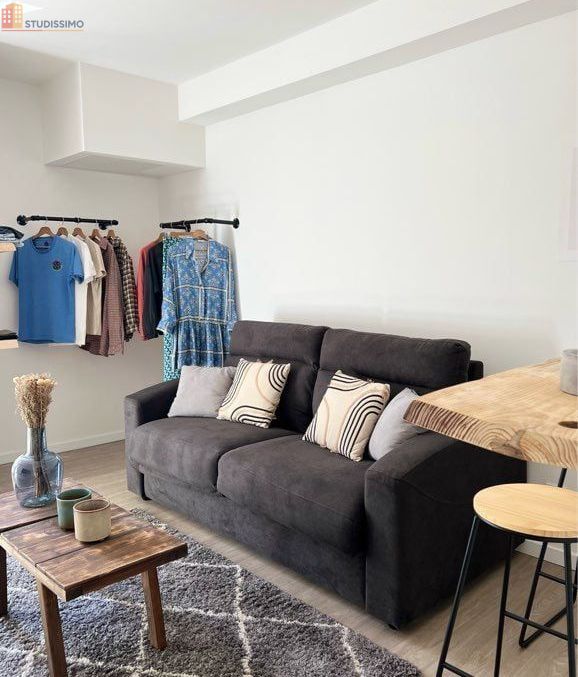 Studio meublé 27m² Rochefort - Meublé, DPE D - Photo 3