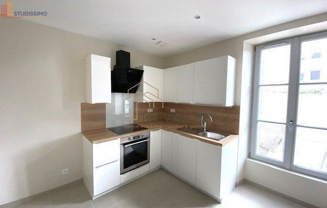Studio 27m² Bourges 18000 - Photo 2